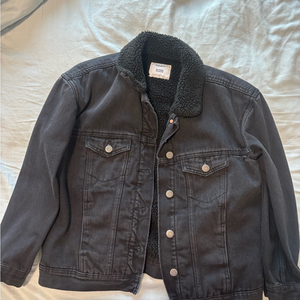 Old Navy Black Jacket with Sherpa Lining - Picture 4 of 7